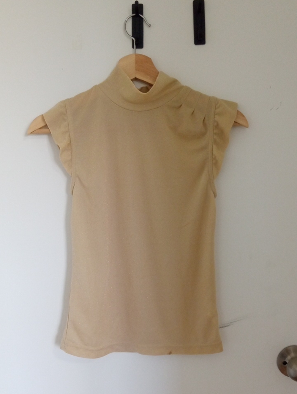 Women’s Mock Neck Sleeveless Camisole in Light Beige